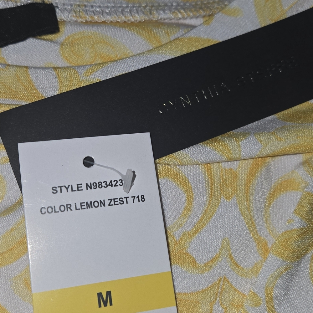Cynthia Steffe Yellow and White Patterned Blouse - Picture 4 of 6